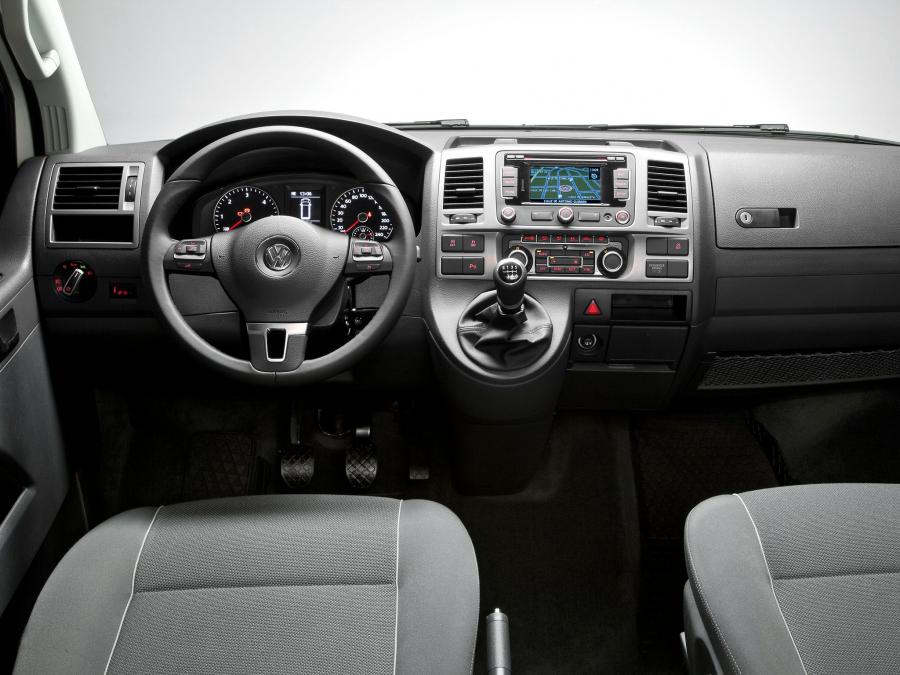  Volkswagen Multivan OutDoor Edition 2014 года  (фото 4 из 14)